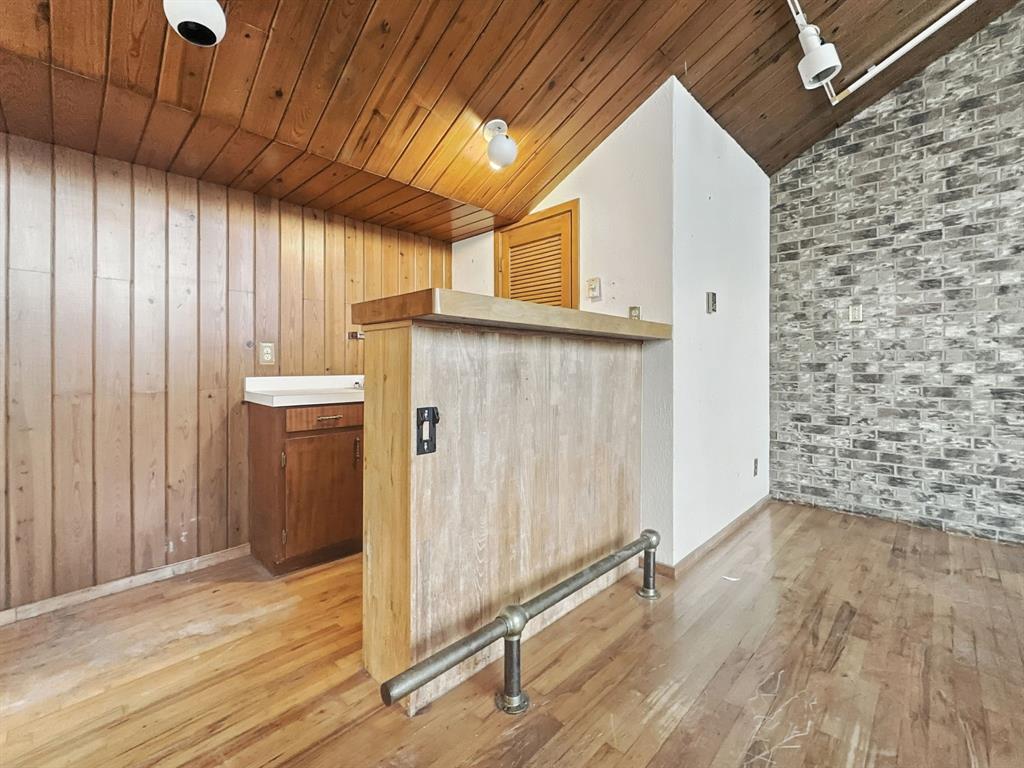 Haston - Residential