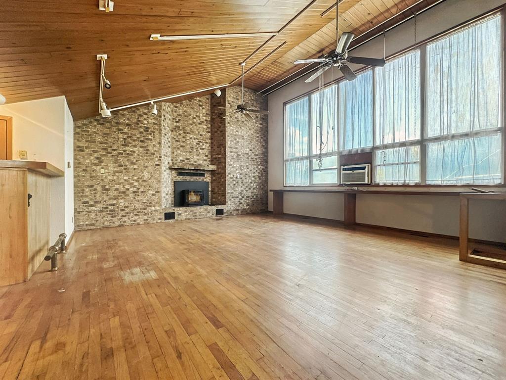 Haston - Residential