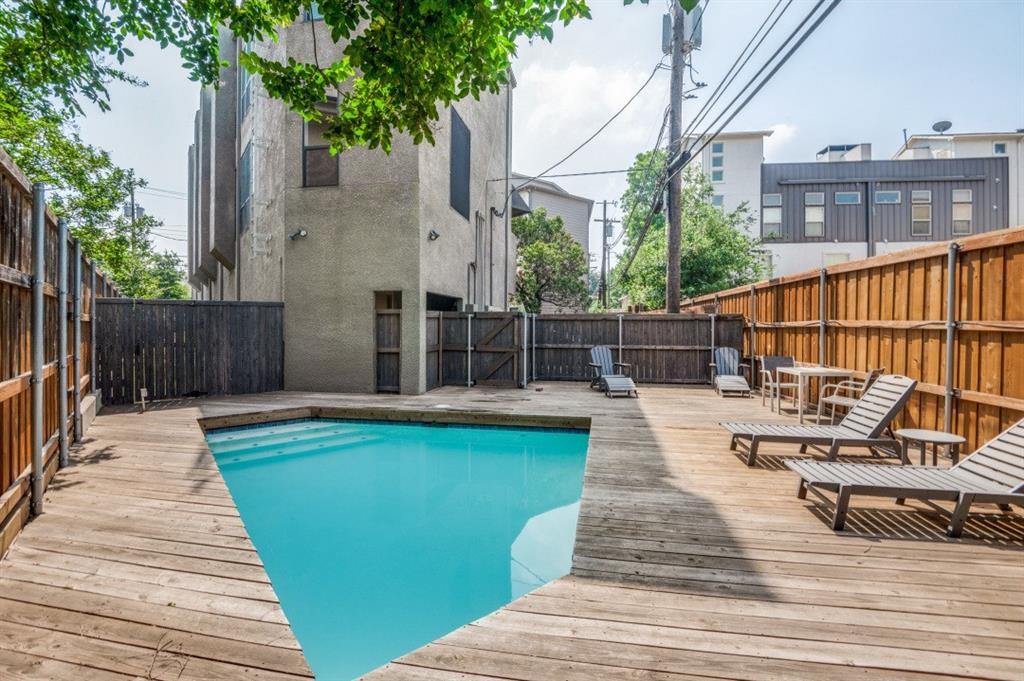 Throckmorton Condo 3907 - Residential