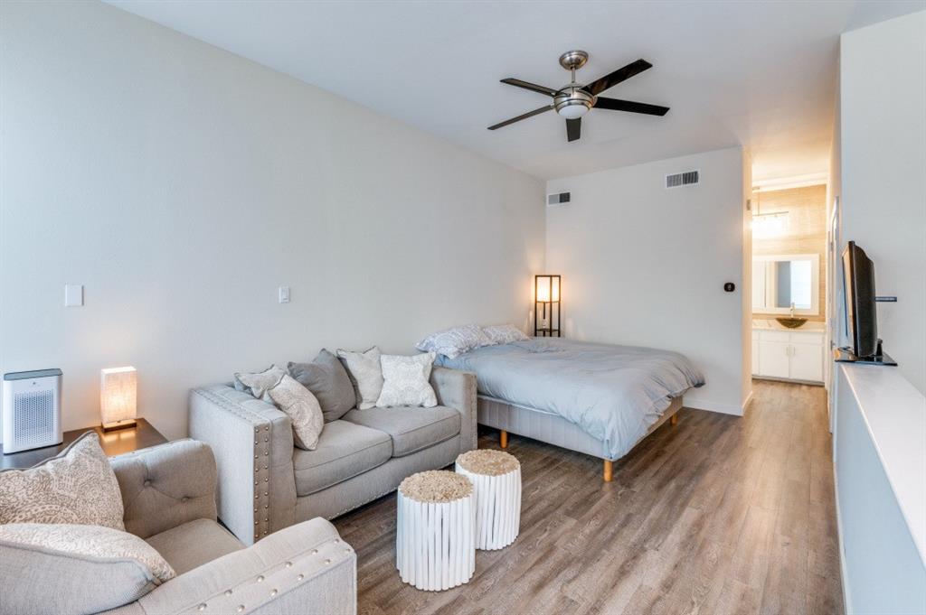 Throckmorton Condo 3907 - Residential