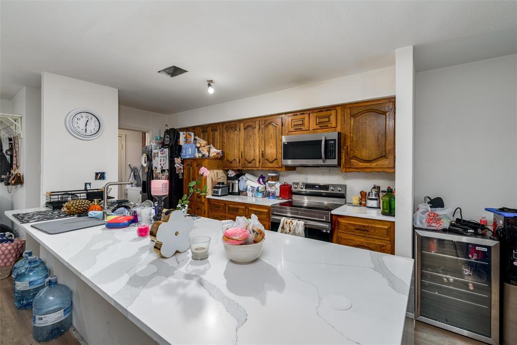 4307 and 4305 Harvest Hill Rd