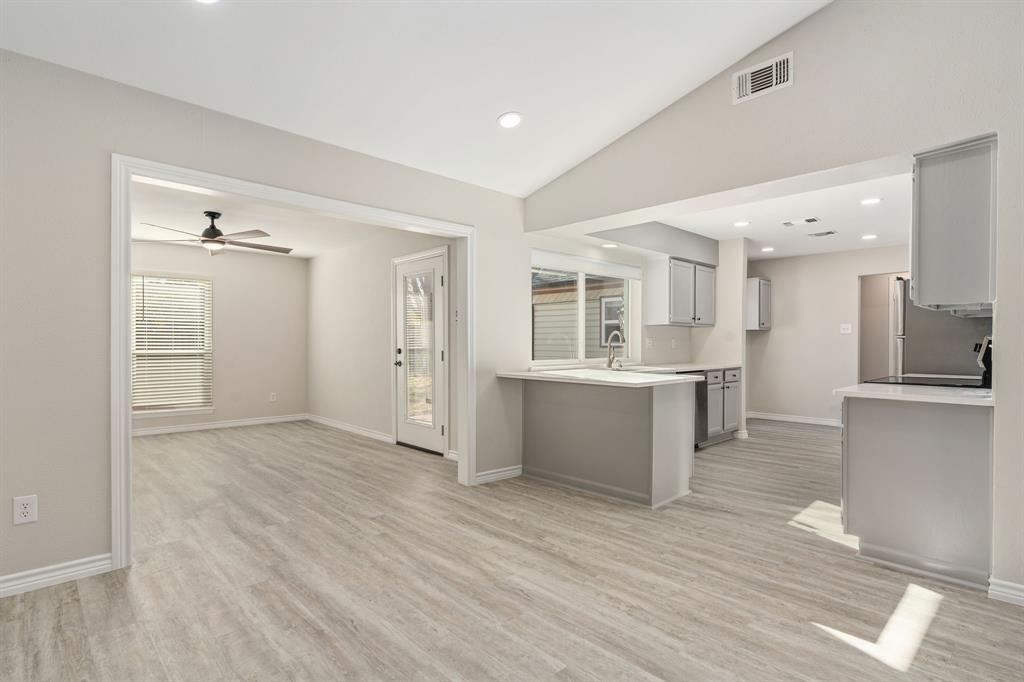 Timbercreek Comm #10b - Residential Lease