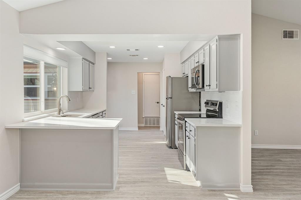 Timbercreek Comm #10b - Residential Lease