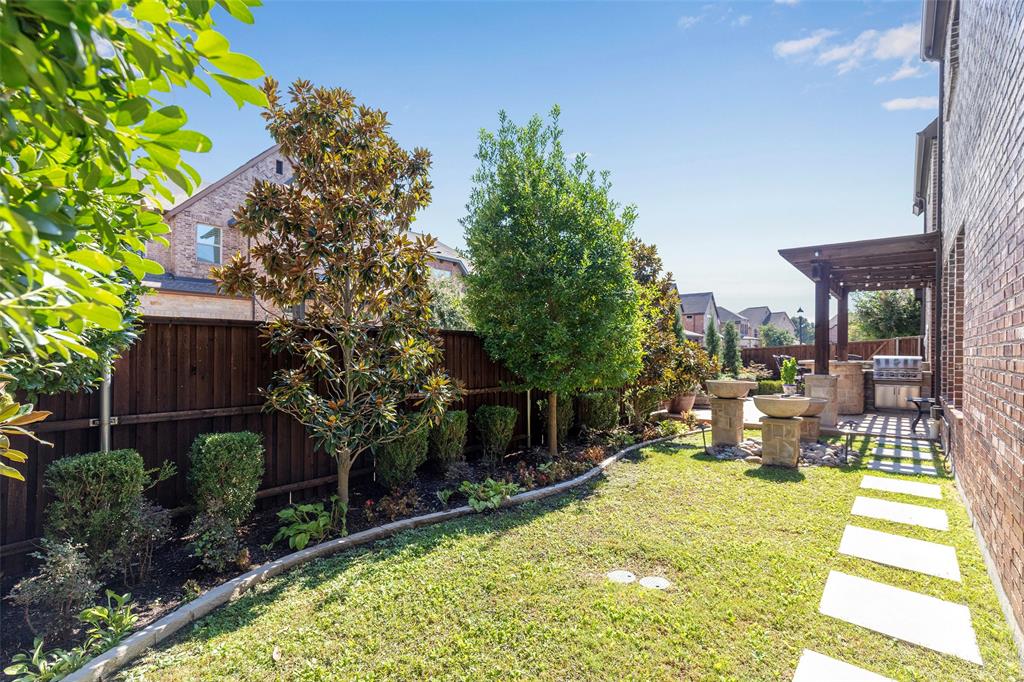 Savoy Lndg - Residential