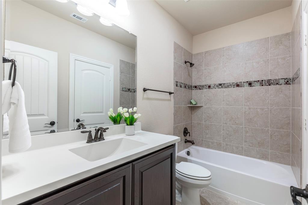 Savoy Lndg - Residential