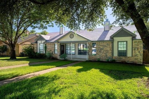 2707 Ansley Court Euless TX 76039