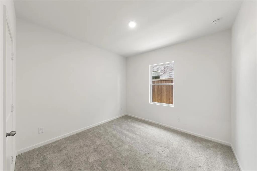 1828 Sandlin Drive