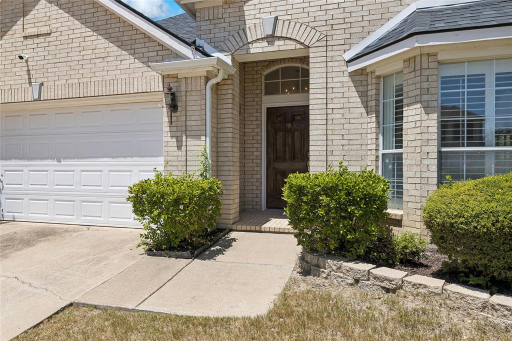 5787 Walnut Creek Drive