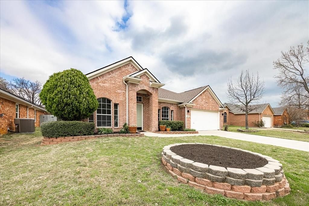 Photo of 1597 Redwood Drive, Corinth, TX 76210 (MLS # 21198768)