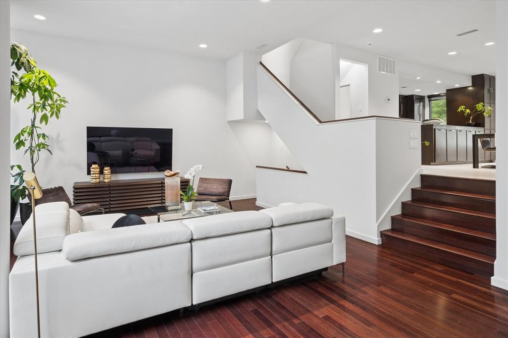 Elizabeth Street Add - Residential