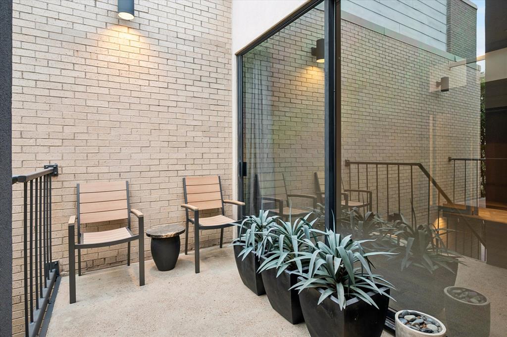 Elizabeth Street Add - Residential