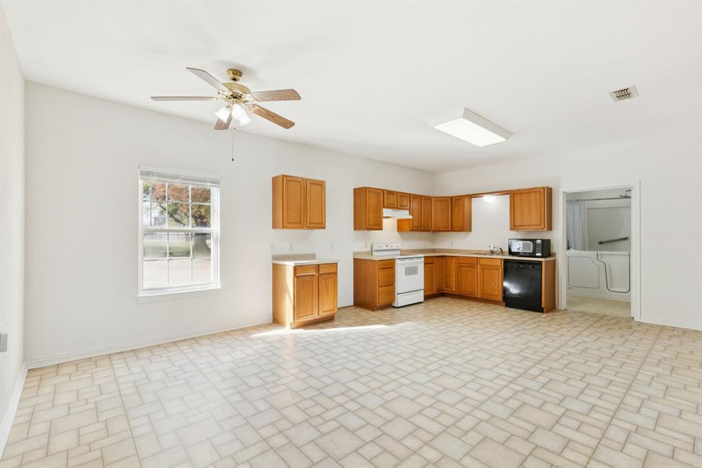 Lakeview Country Estates Ph Two - Residential