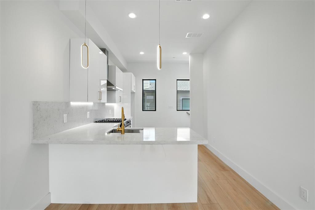 OLD EAST DALLAS - Residential Lease