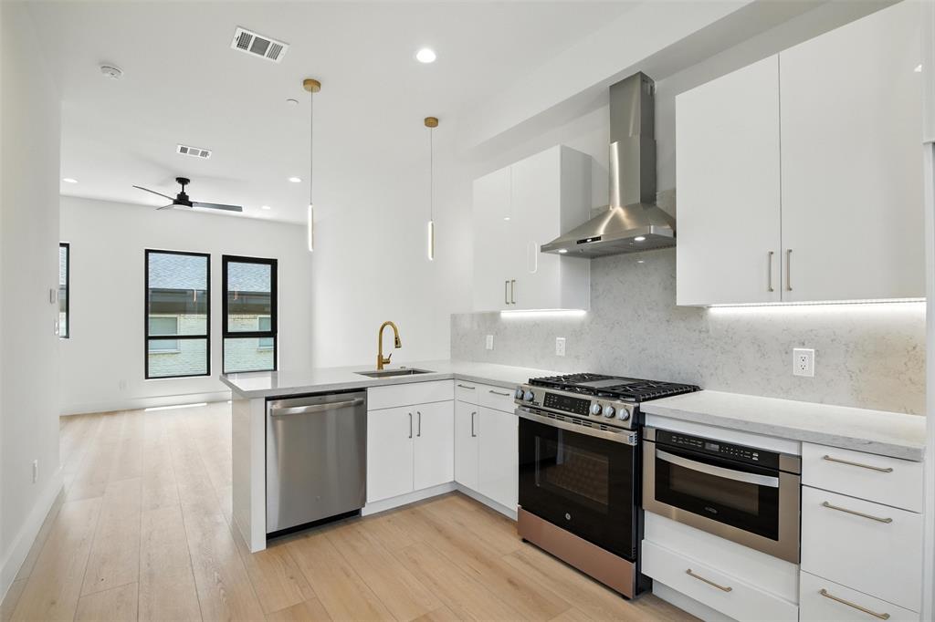 OLD EAST DALLAS - Residential Lease