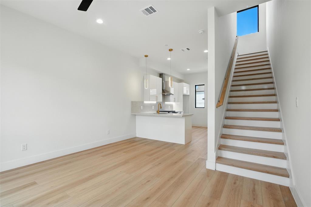 OLD EAST DALLAS - Residential Lease