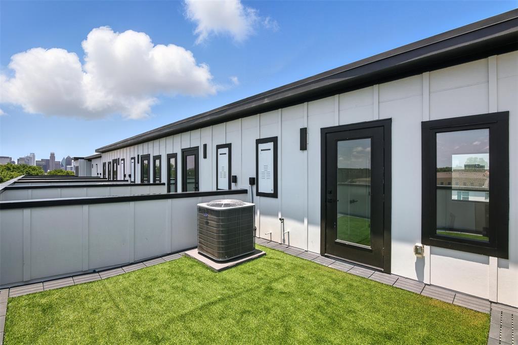 OLD EAST DALLAS - Residential Lease