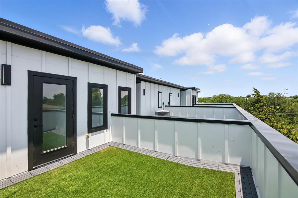 OLD EAST DALLAS - Residential Lease