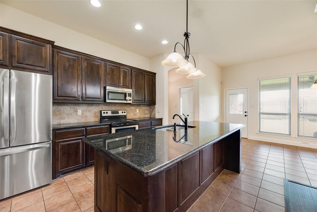 673 Fossil Wood Drive
