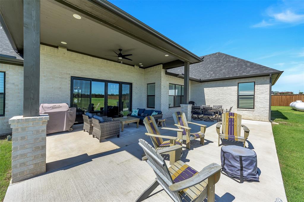 Sherman, Texas 75090, United States, 3 Bedrooms Bedrooms, ,3 BathroomsBathrooms,Residential,Active,135865