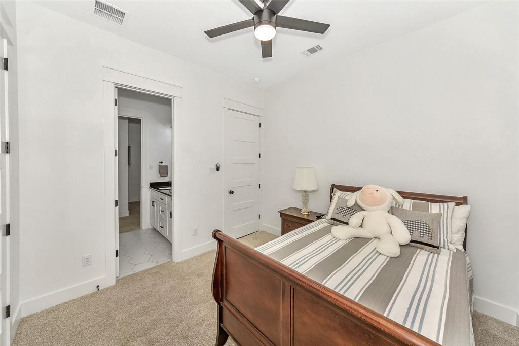 Sherman, Texas 75090, United States, 3 Bedrooms Bedrooms, ,3 BathroomsBathrooms,Residential,Active,135865