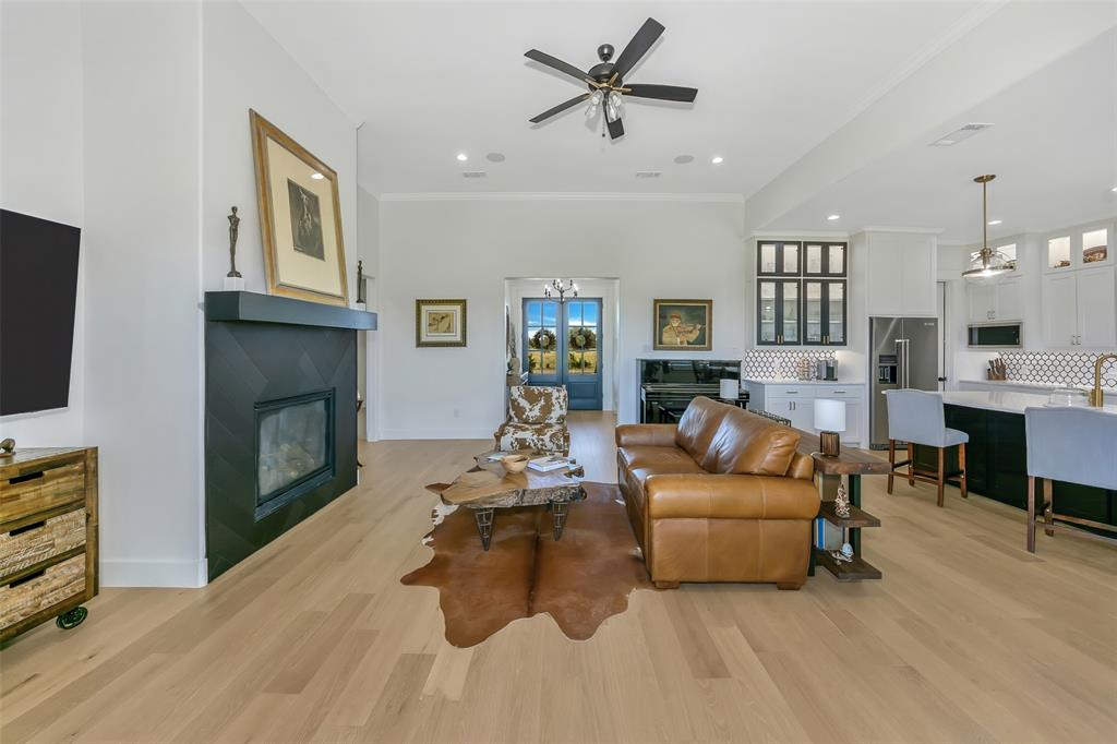 Sherman, Texas 75090, United States, 3 Bedrooms Bedrooms, ,3 BathroomsBathrooms,Residential,Active,135865