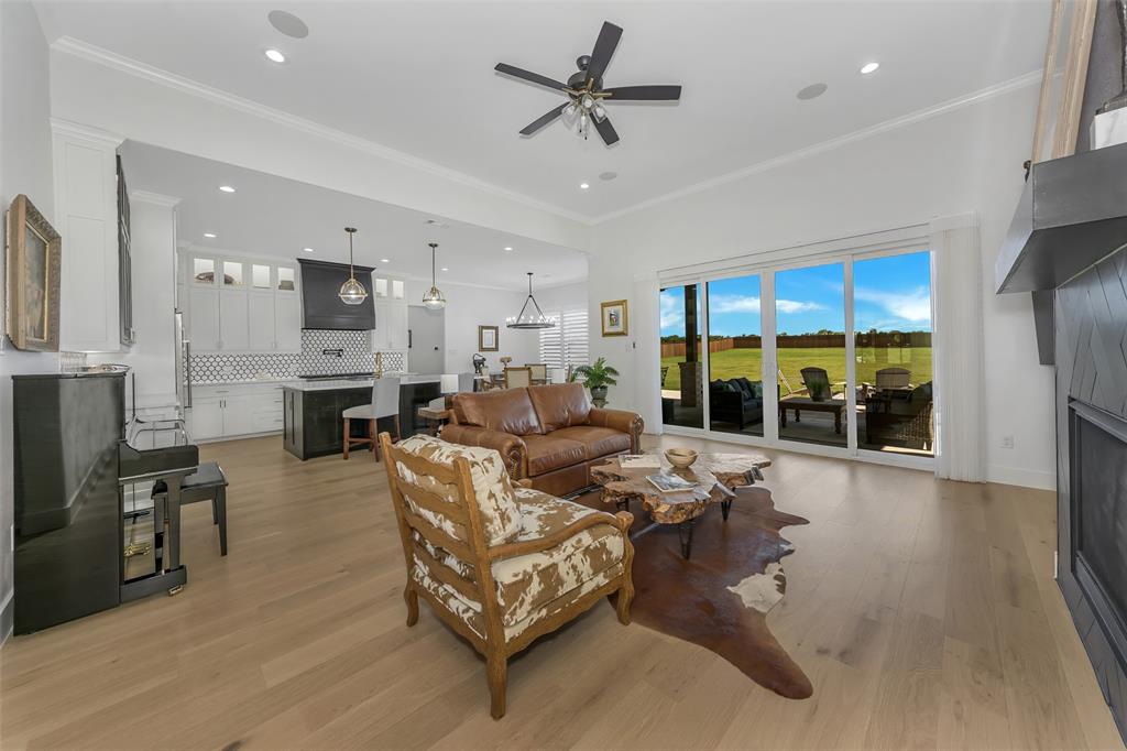 Sherman, Texas 75090, United States, 3 Bedrooms Bedrooms, ,3 BathroomsBathrooms,Residential,Active,135865