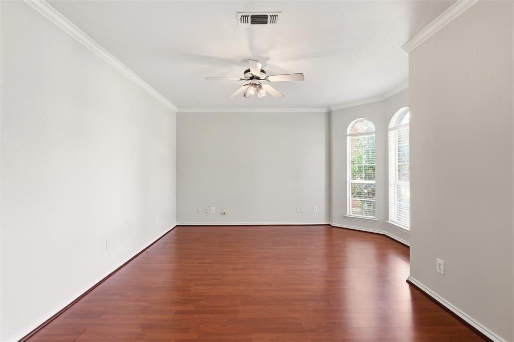 1517 Lodengreen Court
