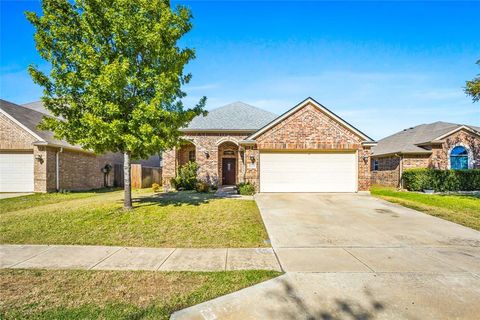 8129 Trinity Vista Trail Hurst TX 76053