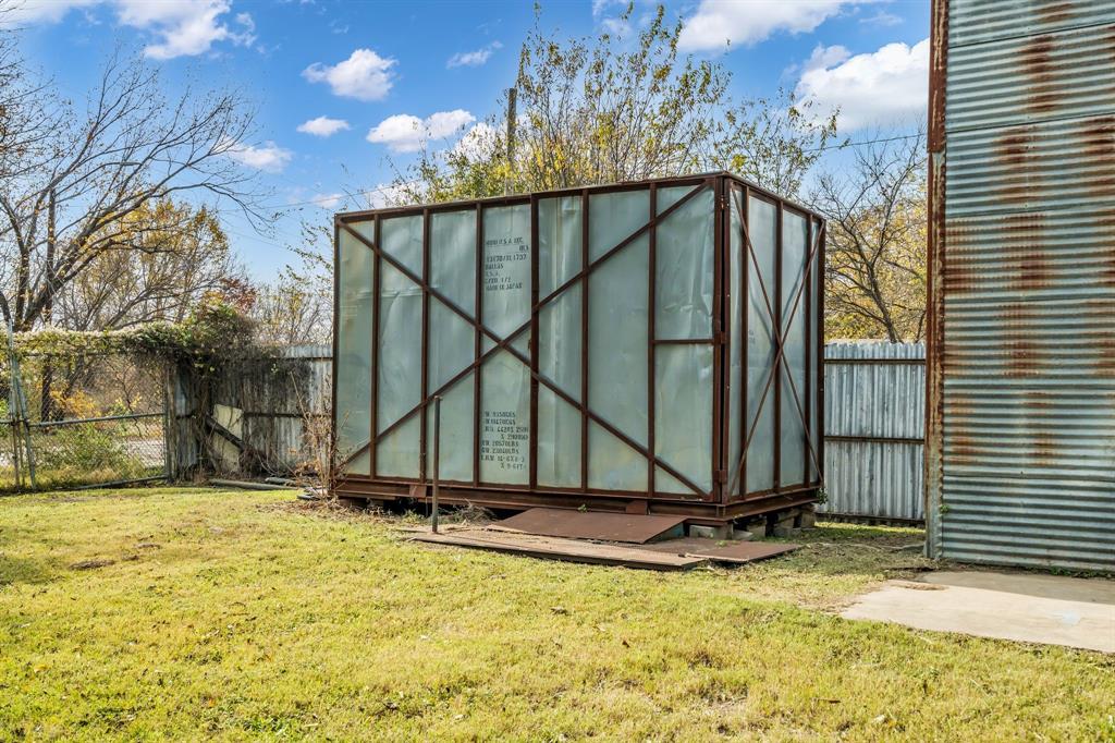 Hietts Indust Add - Commercial Sale