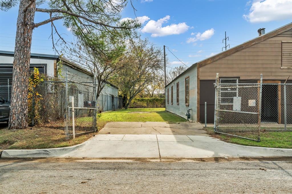 Hietts Indust Add - Commercial Sale