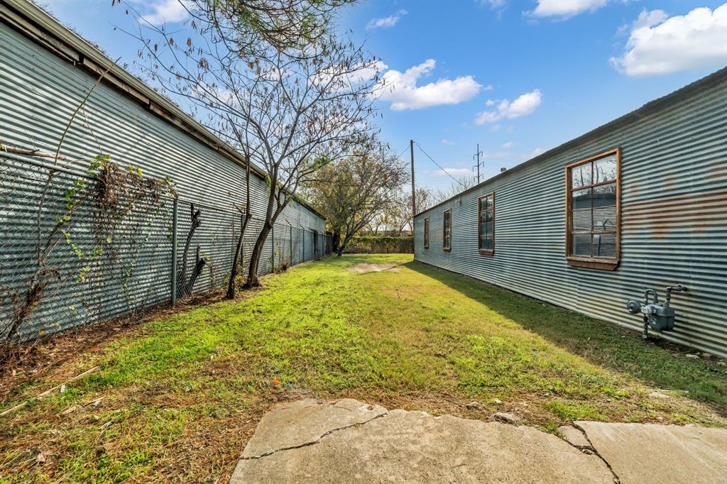 Hietts Indust Add - Commercial Sale