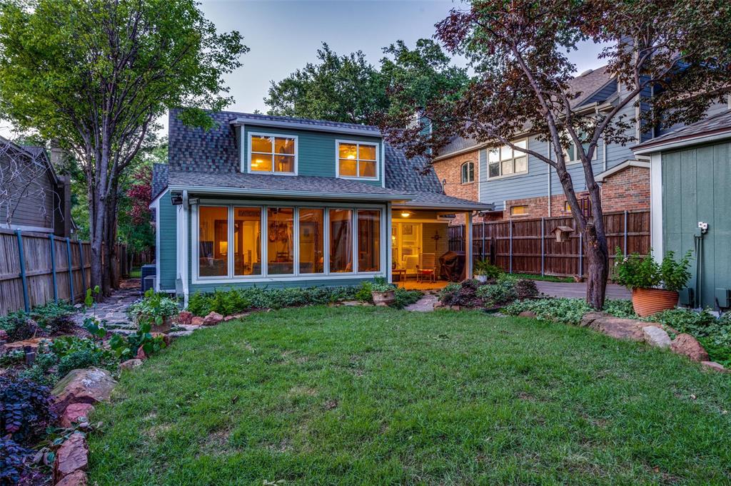 S M U Heights - Residential