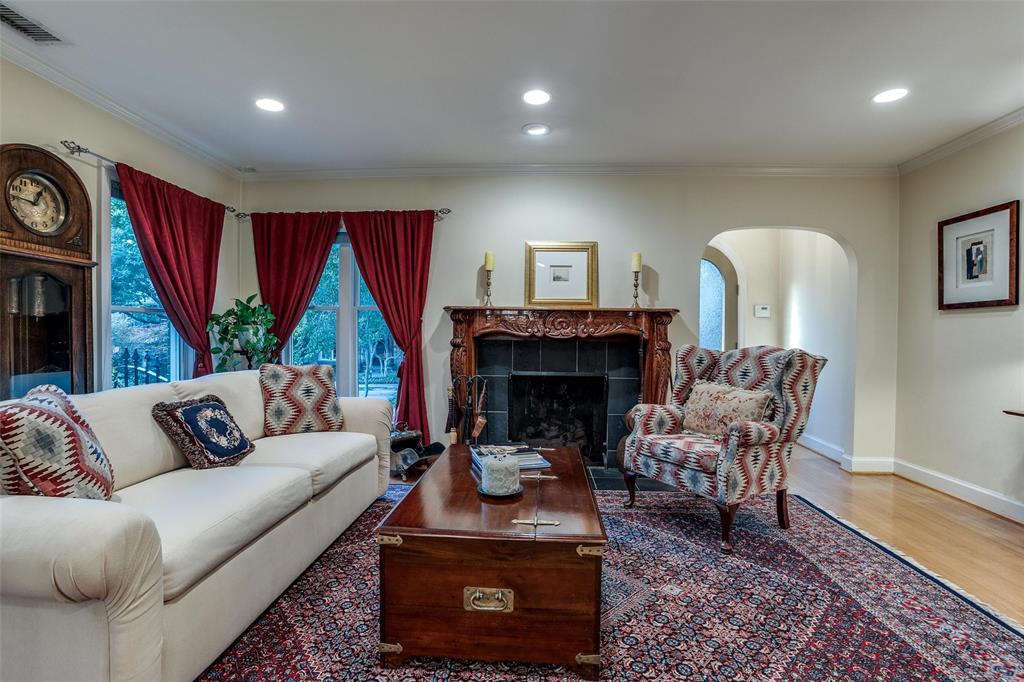 S M U Heights - Residential