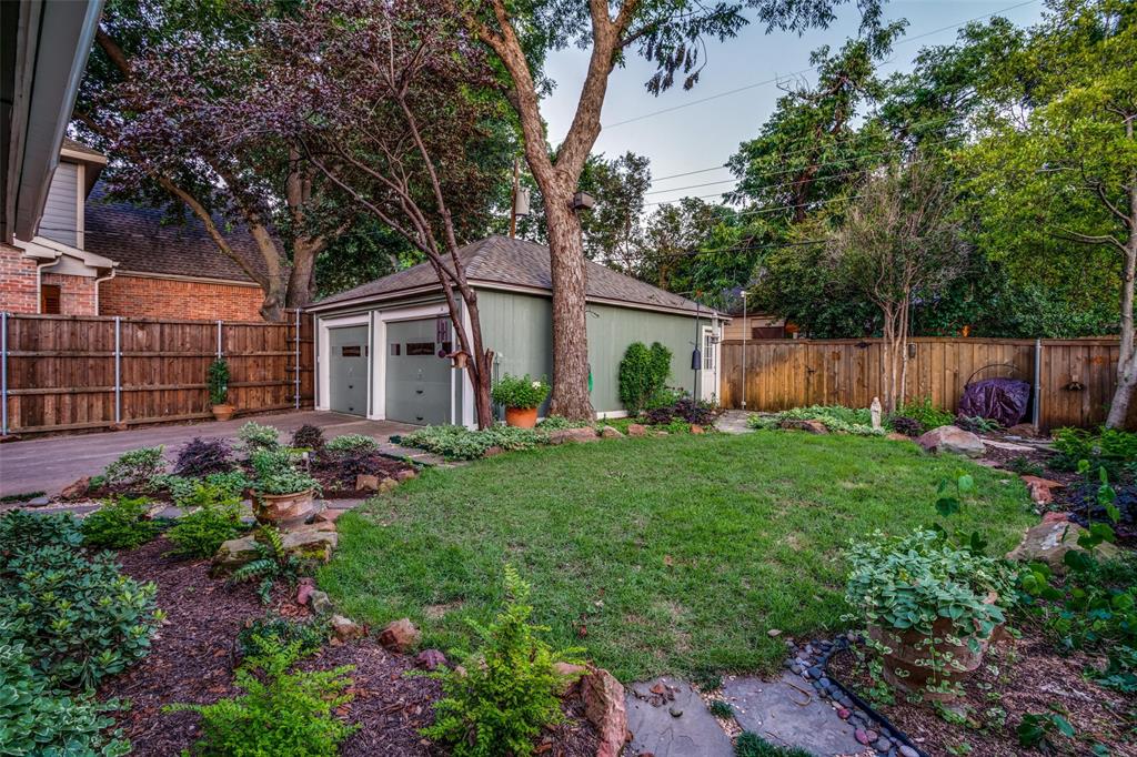 S M U Heights - Residential