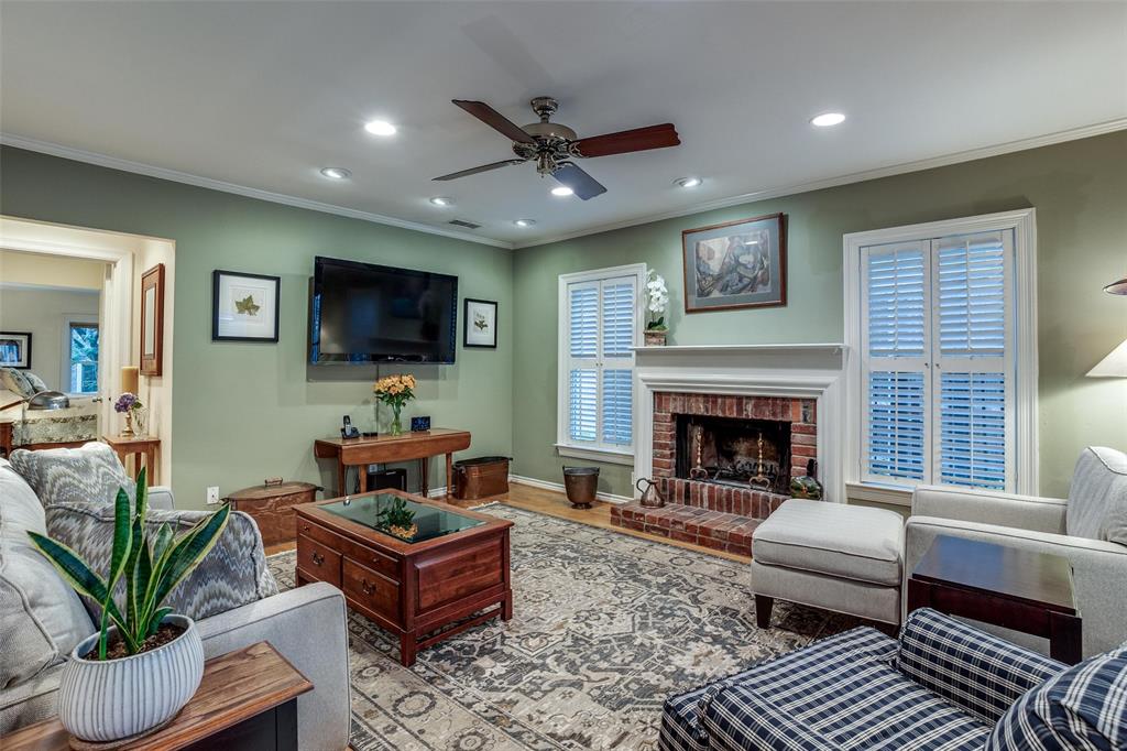 S M U Heights - Residential