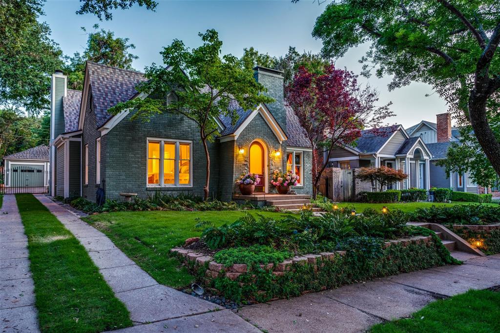 S M U Heights - Residential