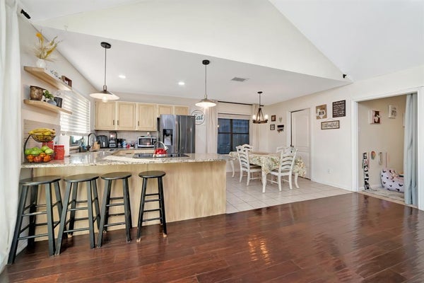 2612 HERRING CIR, SACHSE, TX 75048 - Image 379adb26c2a30fa30bc8f5d21c85da3f/2274062834