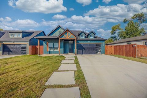 3008 Walker Street Fort Worth TX 76105