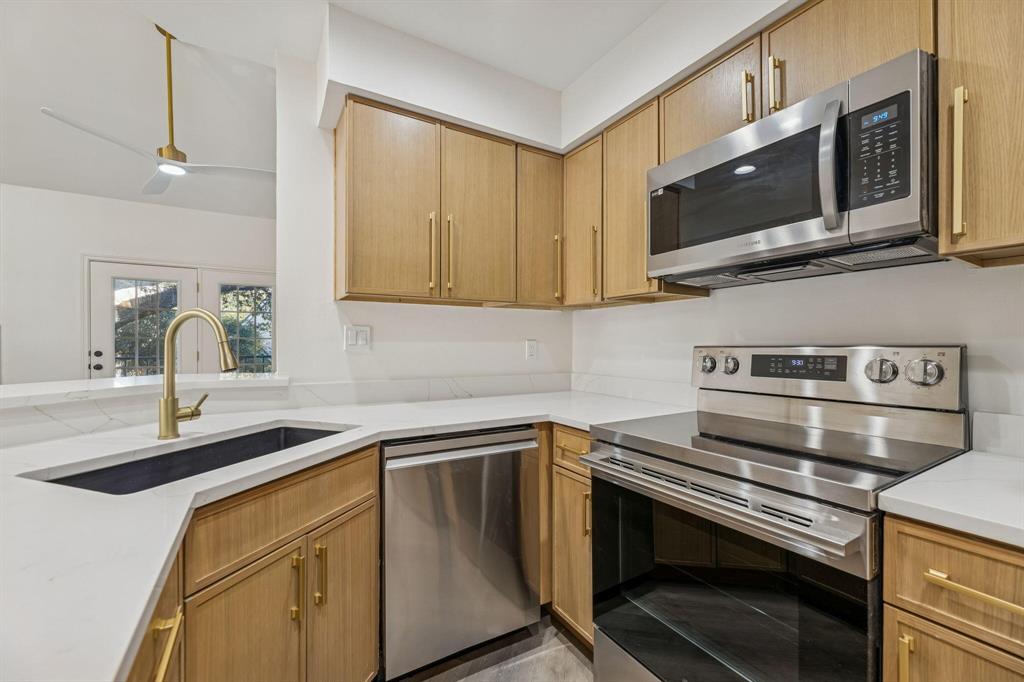 Parkway Quarter Condos - Residential