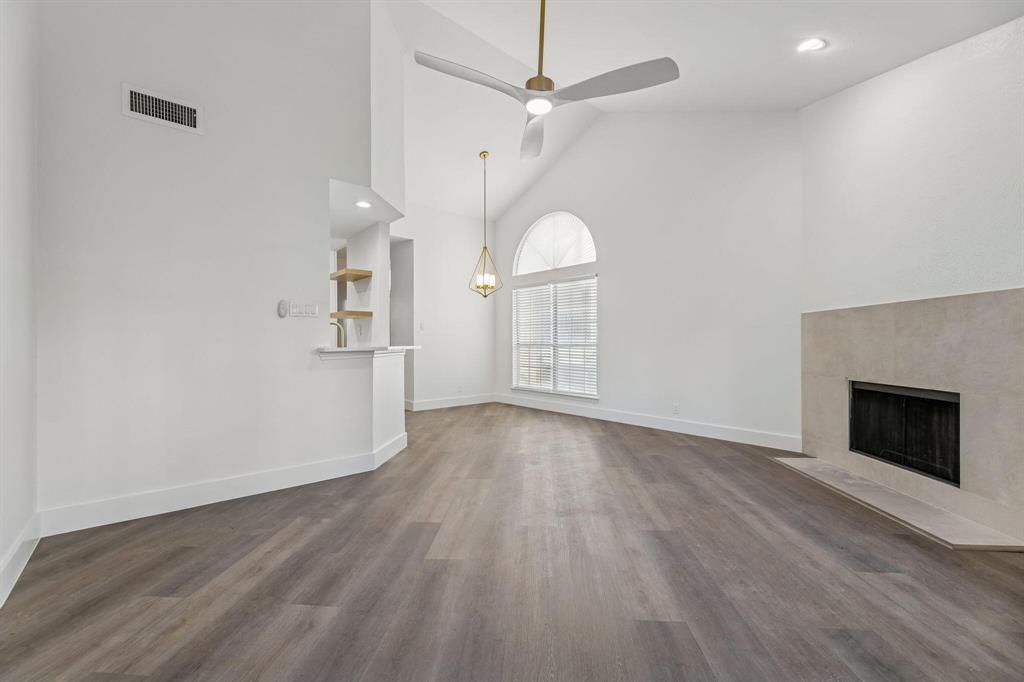 Parkway Quarter Condos - Residential