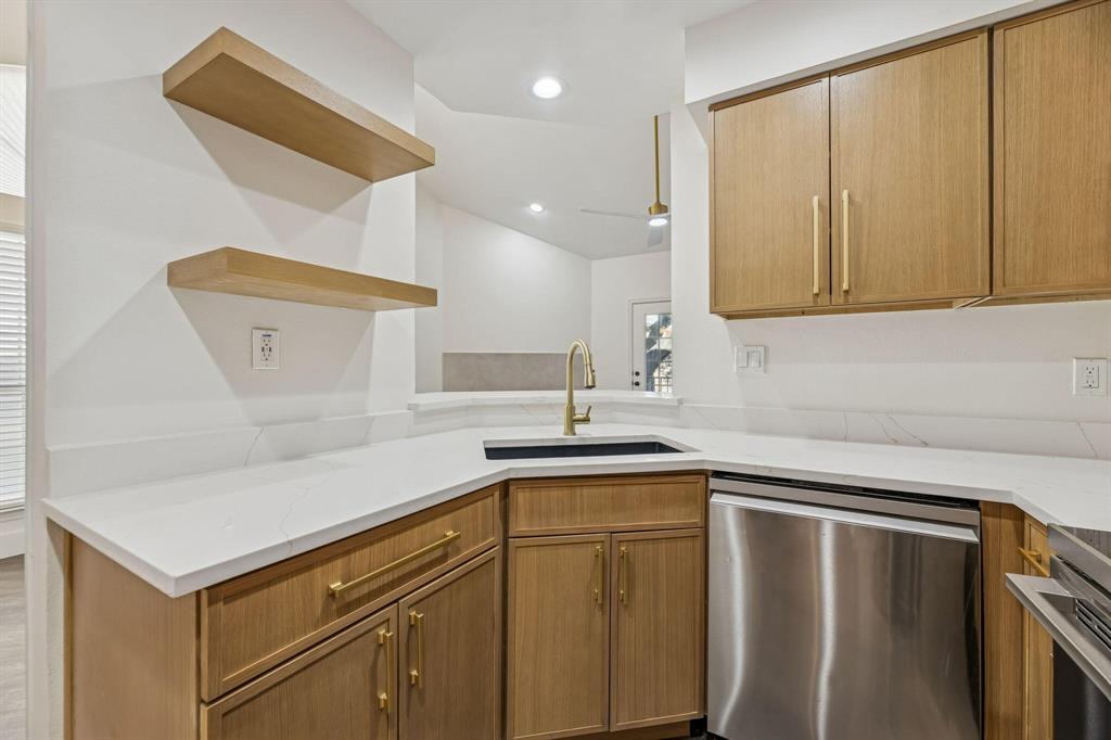 Parkway Quarter Condos - Residential