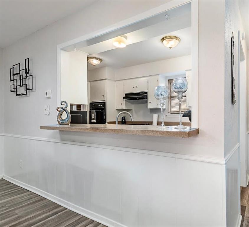 Saint Claire Woods Twnhs - Residential
