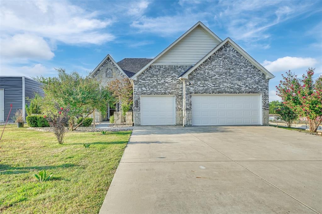 701 Overland Trail
