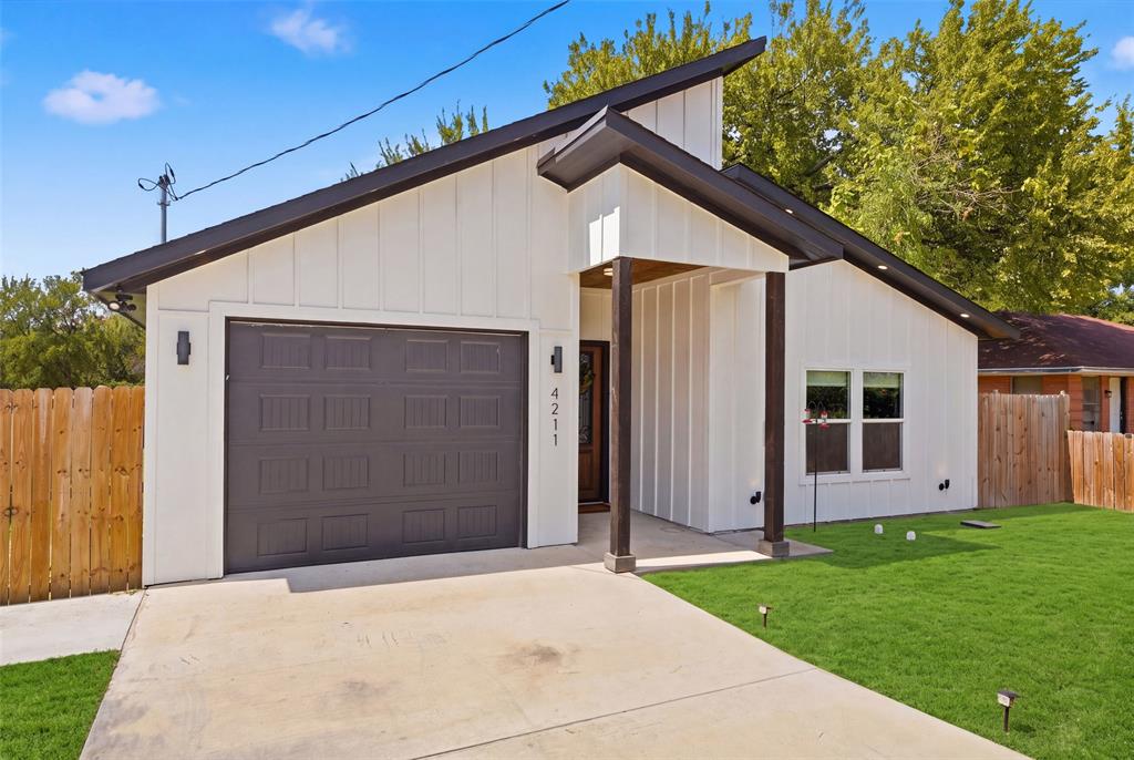4211 S Denley Drive