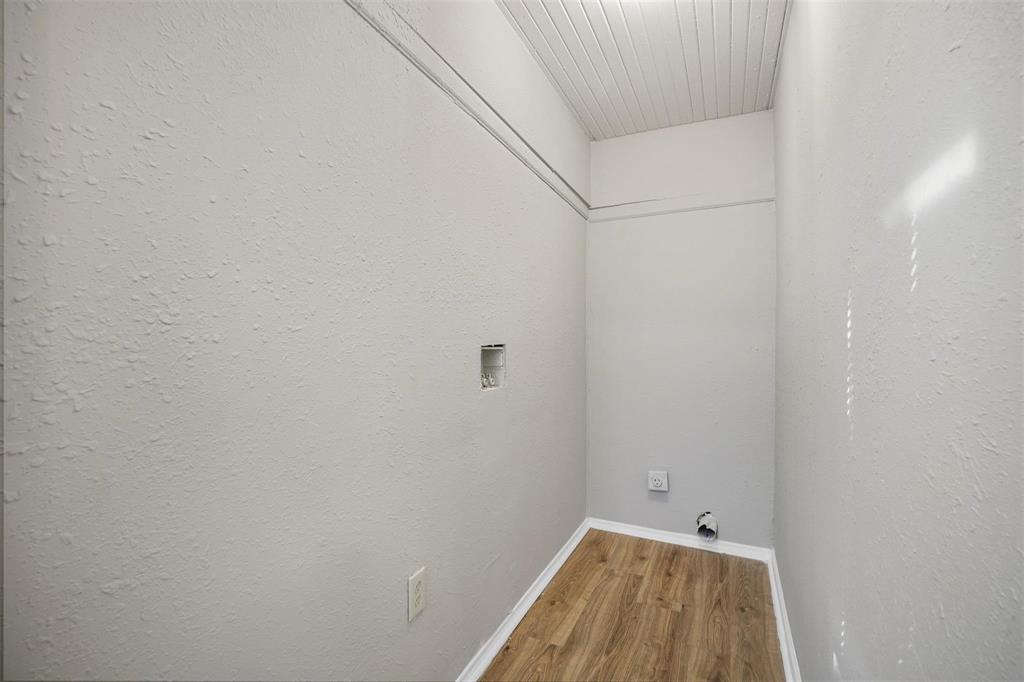 Cuffs 1st Add - Residential Lease