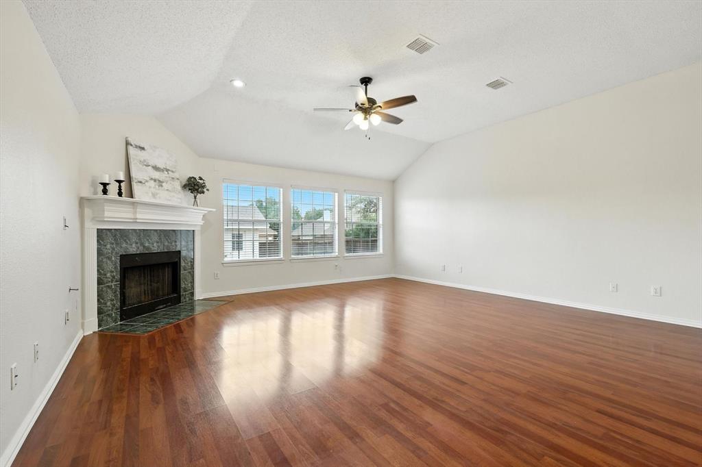 1237 Marina Court
