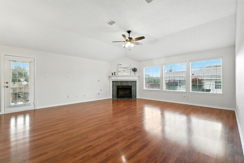 1237 Marina Court