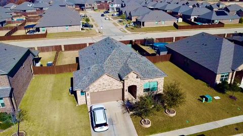 516 Smart Strike Trail Granbury TX 76049