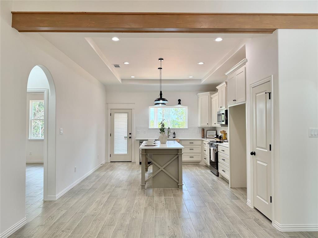 750 E Bluebonnet Drive