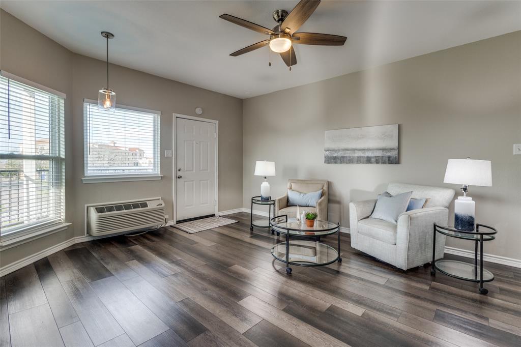 2164 Tanglewood Boulevard D 210